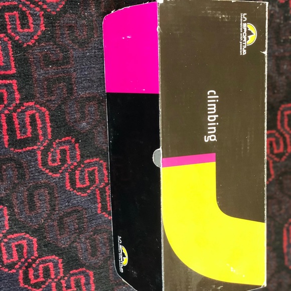 Climbing shoes sportiva - Picture 3 of 3